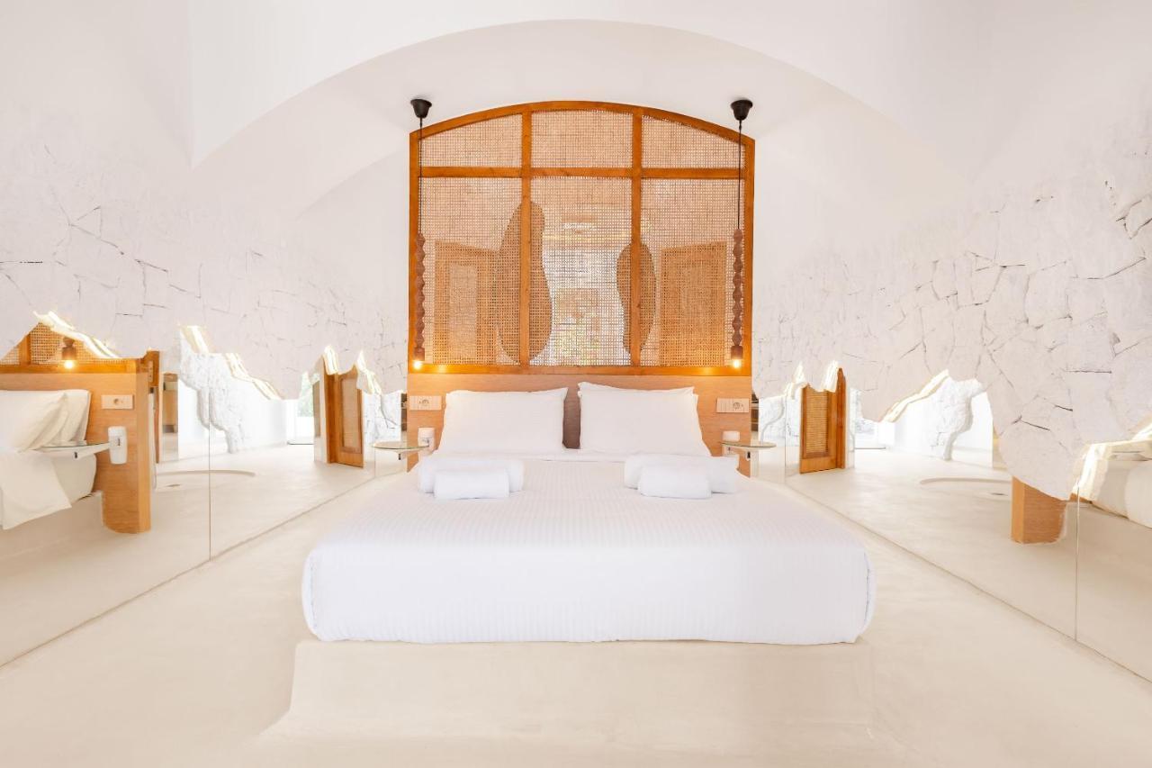 Faos Exclusive Suites Ornos  Buitenkant foto