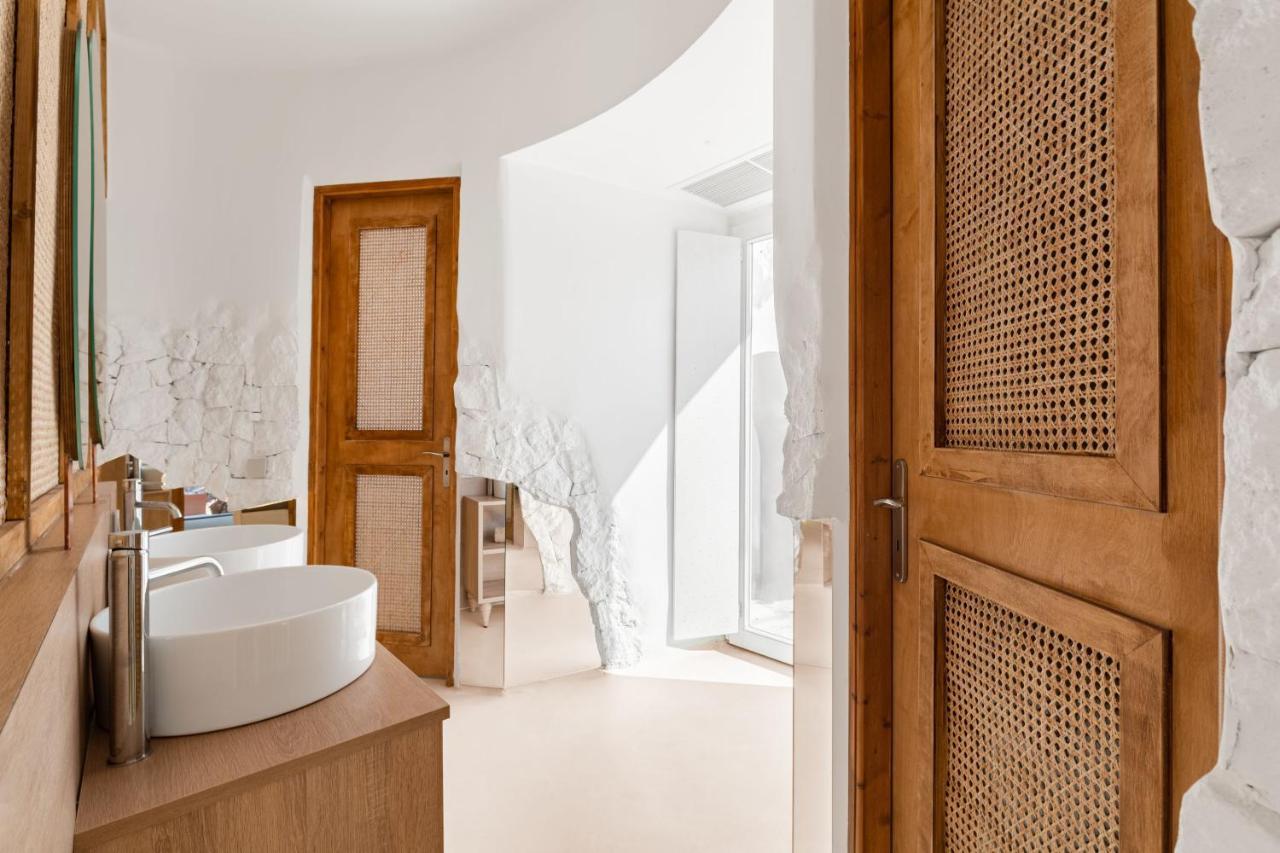 Faos Exclusive Suites Ornos  Buitenkant foto
