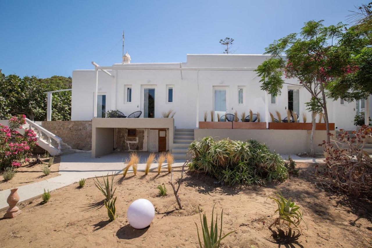 Faos Exclusive Suites Ornos  Buitenkant foto