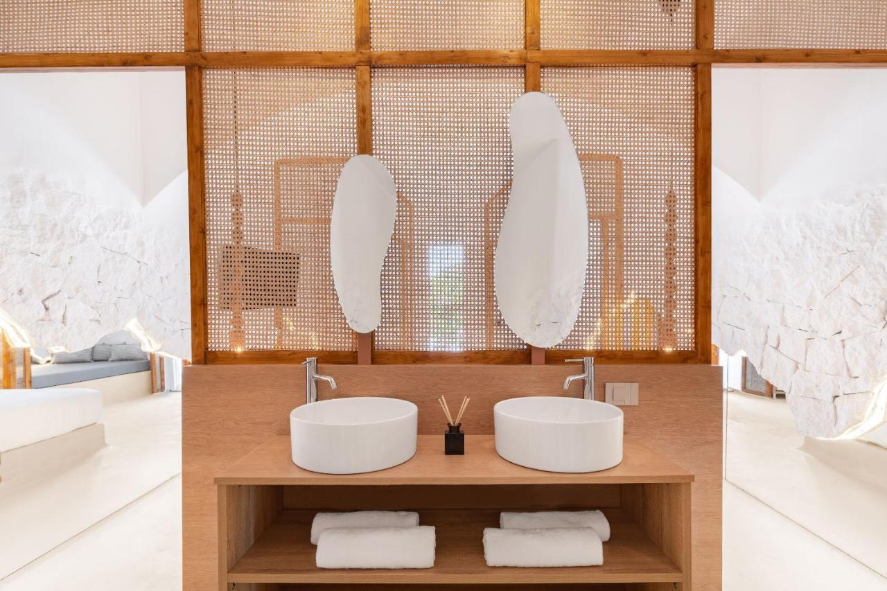 Faos Exclusive Suites Ornos  Buitenkant foto