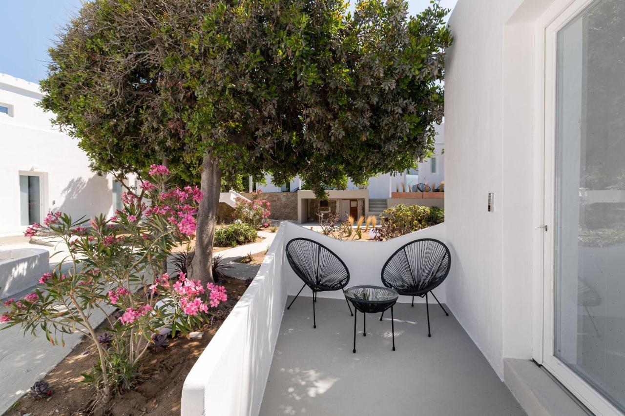 Faos Exclusive Suites Ornos  Buitenkant foto