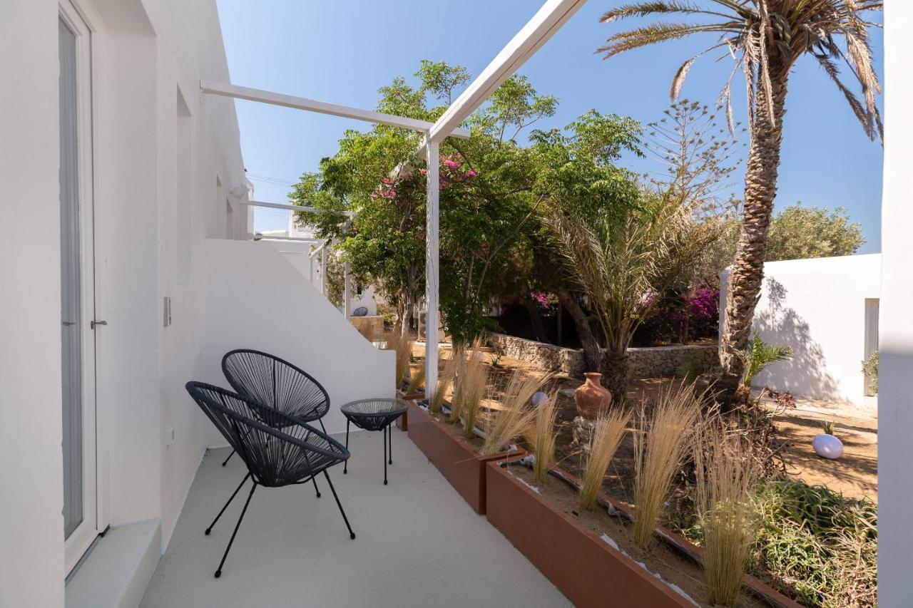 Faos Exclusive Suites Ornos  Buitenkant foto