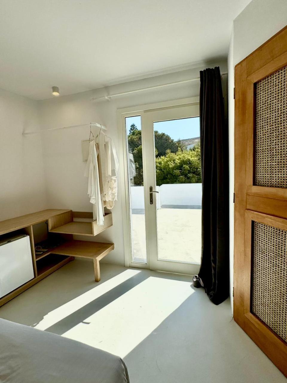 Faos Exclusive Suites Ornos  Buitenkant foto
